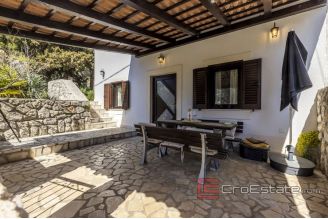 014 5099 30 Losinj modern semi detached house for sale
