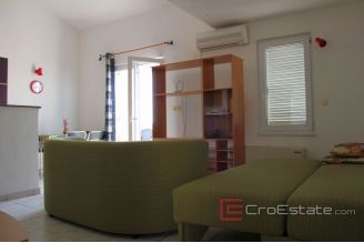 020 2031 36 near trogir apartment house with sea view for sale