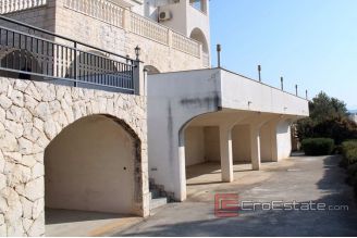 020 2031 36 near trogir apartment house with sea view for sale