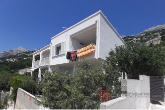 019 2016 496 near omis semi detached house with sea view for sale