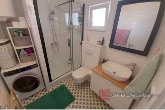 019 2016 496 near omis semi detached house with sea view for sale