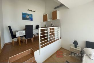 018 2036 28 near split house first row to the sea for sale