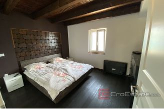 020 5100 30 Zadar house first row to the sea for sale