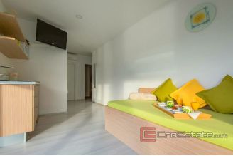 012 2018 187 Sibenik house first row to the sea for sale