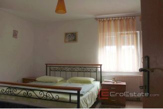 020 2031 37 kastela house with sea view for sale