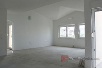 020 2031 37 kastela house with sea view for sale