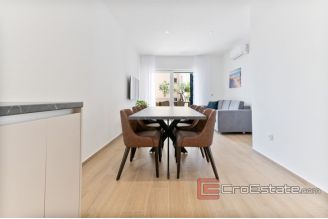 020 2022 335 Rogozinica Apartments near the sea for sale