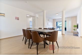 020 2022 335 Rogozinica Apartments near the sea for sale