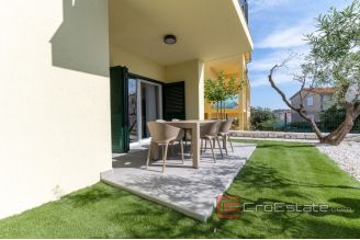 020 2022 335 Rogozinica Apartments near the sea for sale