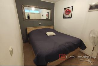 009 2018 188 Brac apartment with terrace for sale