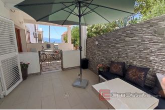 009 2018 188 Brac apartment with terrace for sale
