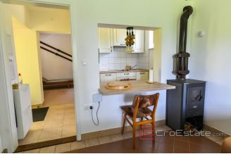 017 5102 30 Cakovec house with a vineyard for sale