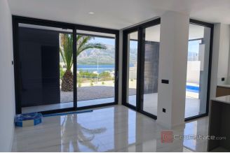 020 2022 337 Zadar apartments with pool and sea view sale