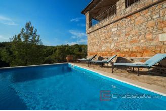 019 2018 189 Hvar unique stone house by the sea for sale