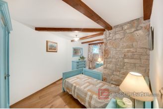 019 2018 189 Hvar unique stone house by the sea for sale