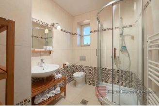 020 2021 303 near Zadar stone villa with pool and sea view for sale