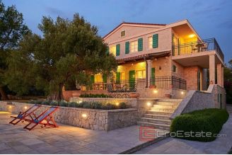 020 2021 303 near Zadar stone villa with pool and sea view for sale