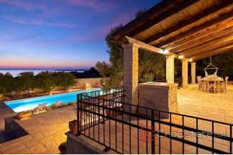 020 2021 303 near Zadar stone villa with pool and sea view for sale