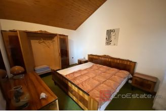 21 2036 34 Kastela apartment house for sale