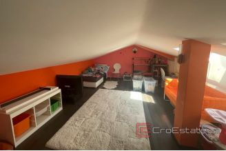 013 2036 31 Split area three bedroom apartment for sale