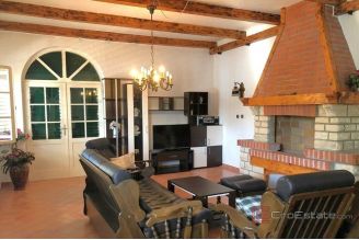 020 2021 305 Zadar villa in first row to the sea for sale