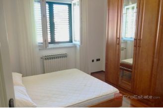 020 2021 305 Zadar villa in first row to the sea for sale