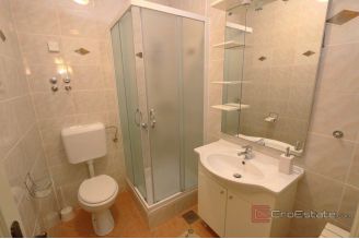 020 2021 305 Zadar villa in first row to the sea for sale