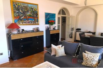 020 2021 305 Zadar villa in first row to the sea for sale