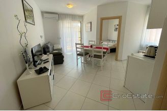 017 2041 30 Vodice apartment house for sale