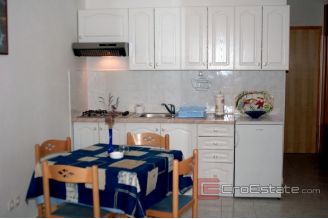 017 2041 30 Vodice apartment house for sale