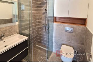 016 5106 30 Zadar penthouse first row to the sea for sale