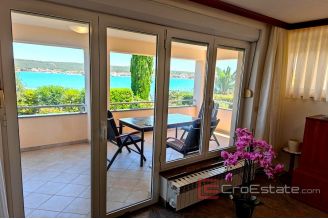 020 2021 306 near zadar house first row to the sea for sale