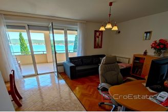 020 2021 306 near zadar house first row to the sea for sale