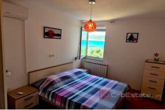 020 2021 306 near zadar house first row to the sea for sale