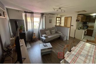 014 2030 31 Brac stone house near the sea for sale