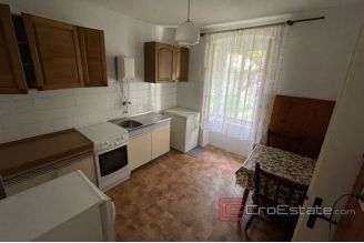 014 2030 31 Brac stone house near the sea for sale