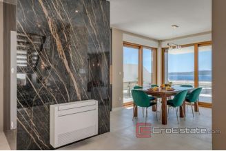 020 2018 192 Makarska villa with pool and sea view for sale