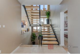 020 2018 192 Makarska villa with pool and sea view for sale