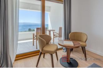 020 2018 192 Makarska villa with pool and sea view for sale
