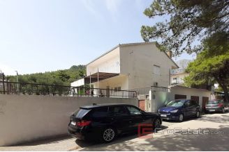 017 2016 500 makarska riviera house for sale