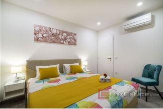 018 2029 39 near zadar villa with pool and sea view for sale