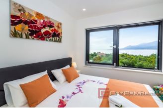 018 2029 39 near zadar villa with pool and sea view for sale