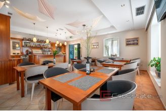 017 2029 40 Murter hotel in first row to the sea for sale