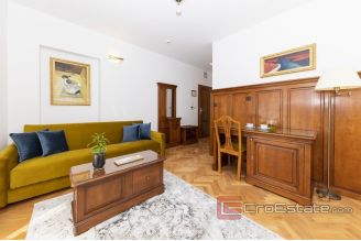 017 2029 40 Murter hotel in first row to the sea for sale