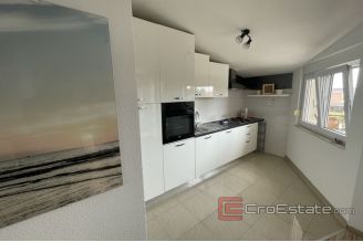 015 2036 34 Kastela apartment house for sale