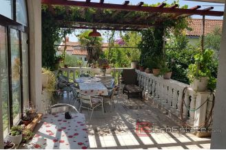 010 2041 33 rogoznica house with sea view for sale