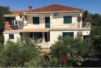 011 5110 30 Peljesac house second row from the sea for sale