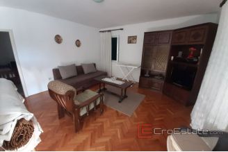011 5110 30 Peljesac house second row from the sea for sale