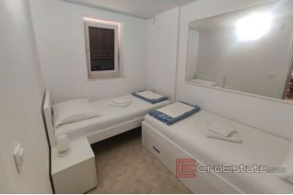 012 2040 23 Sibenik house first row to the sea for sale