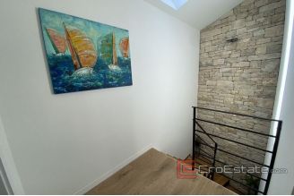 016 2043 32 near zadar stone house with pool for sale